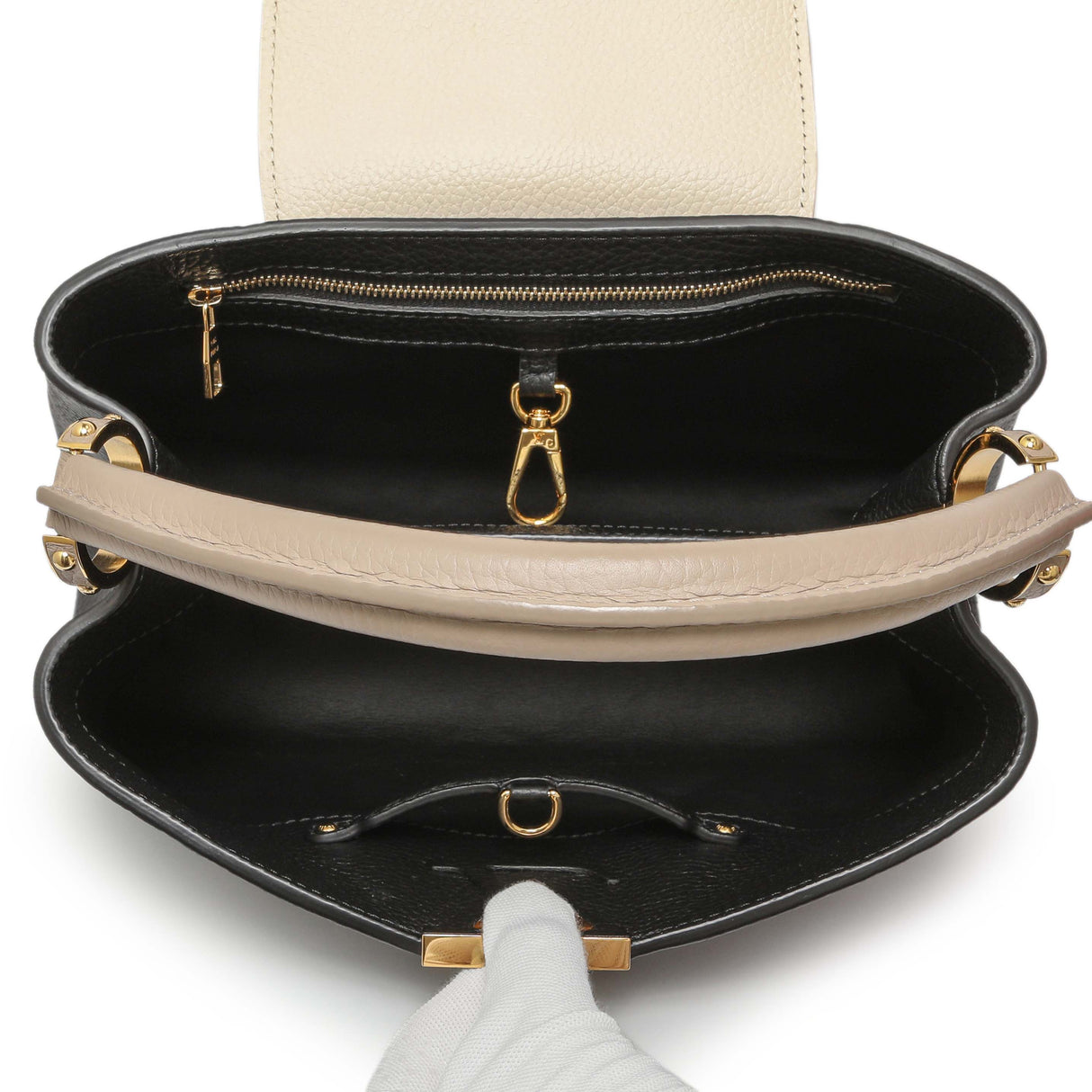 Louis Vuitton Black Taurillon Flower Chain Capucines MM Handbags Louis Vuitton