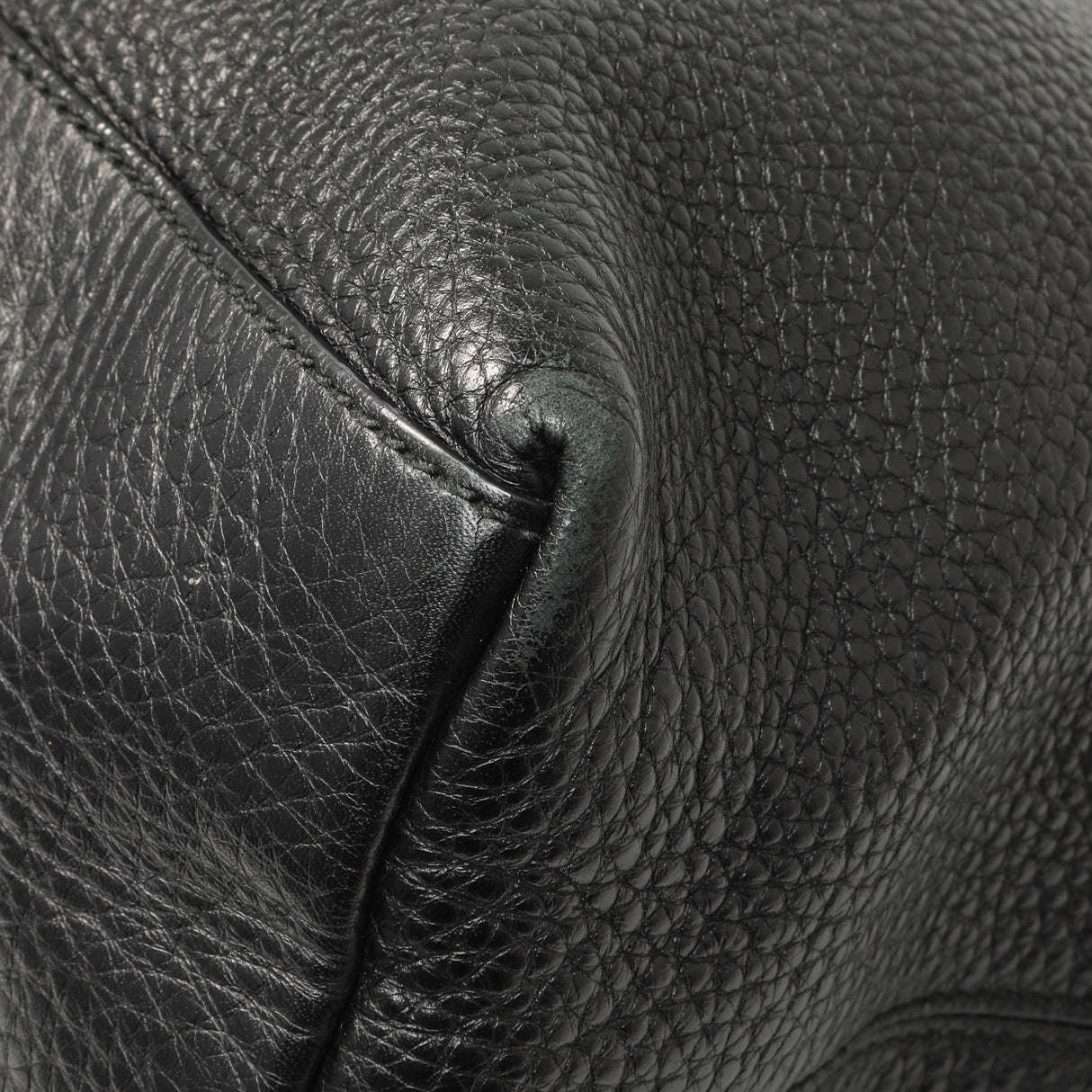 Gucci Black Pebbled Calfskin Medium Soho Chain Shoulder Bag Handbags Gucci