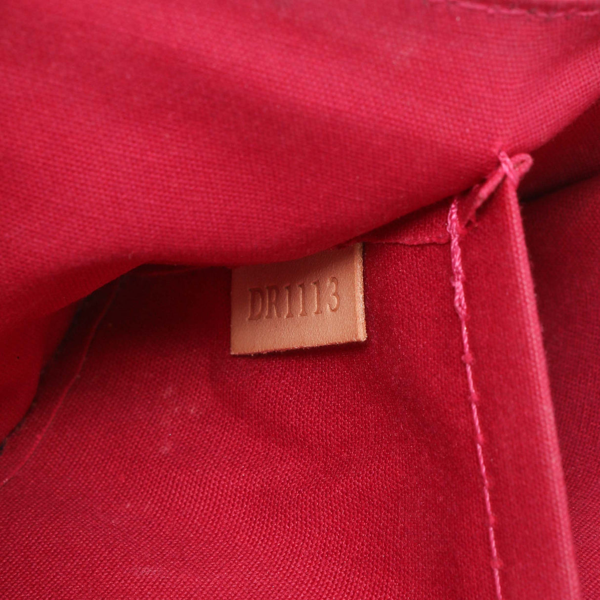 Louis Vuitton Rose Indien Vernis Ikat Pochette Accessories NM Handbags Louis Vuitton