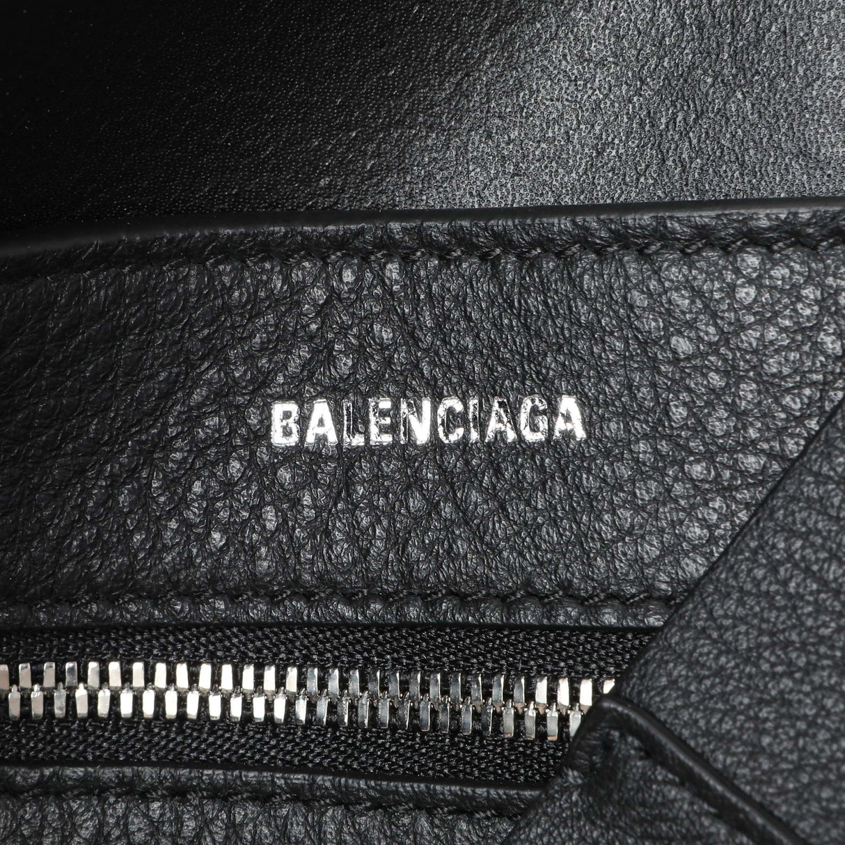 Balenciaga Black Calfskin XXS Everyday Tote Handbags Balenciaga