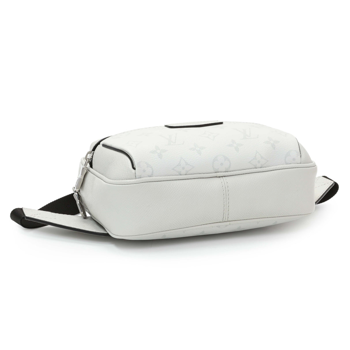 Louis Vuitton White Monogram Taiga Outdoor Bumbag Handbags Louis Vuitton