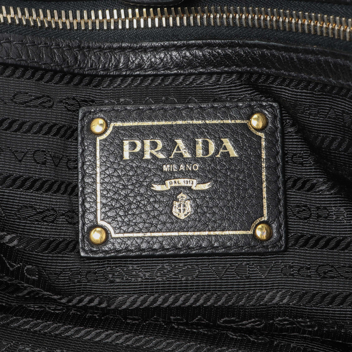 Prada Black Vitello Daino Shopping Tote Handbags Prada