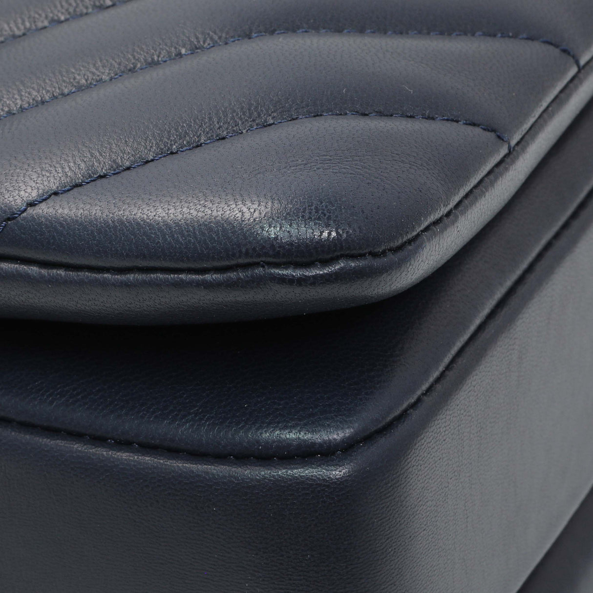 Chanel Blue Chevron Quilted Lambskin Medium Trendy CC Dual Handle Flap Bag Handbags Chanel