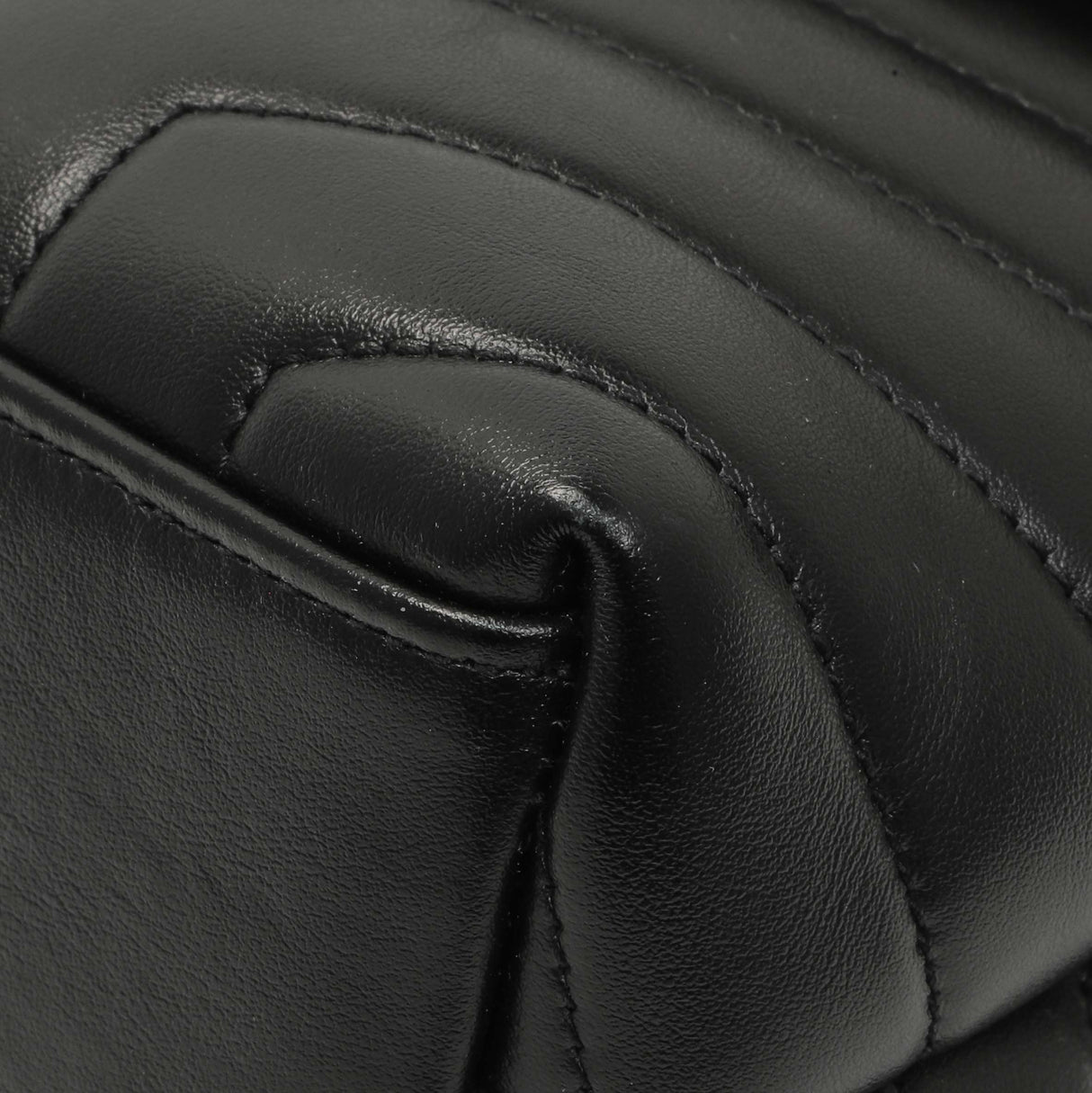 Saint Laurent Black Calfskin Y Quilted Monogram Small Loulou Chain Satchel Handbags Saint Laurent