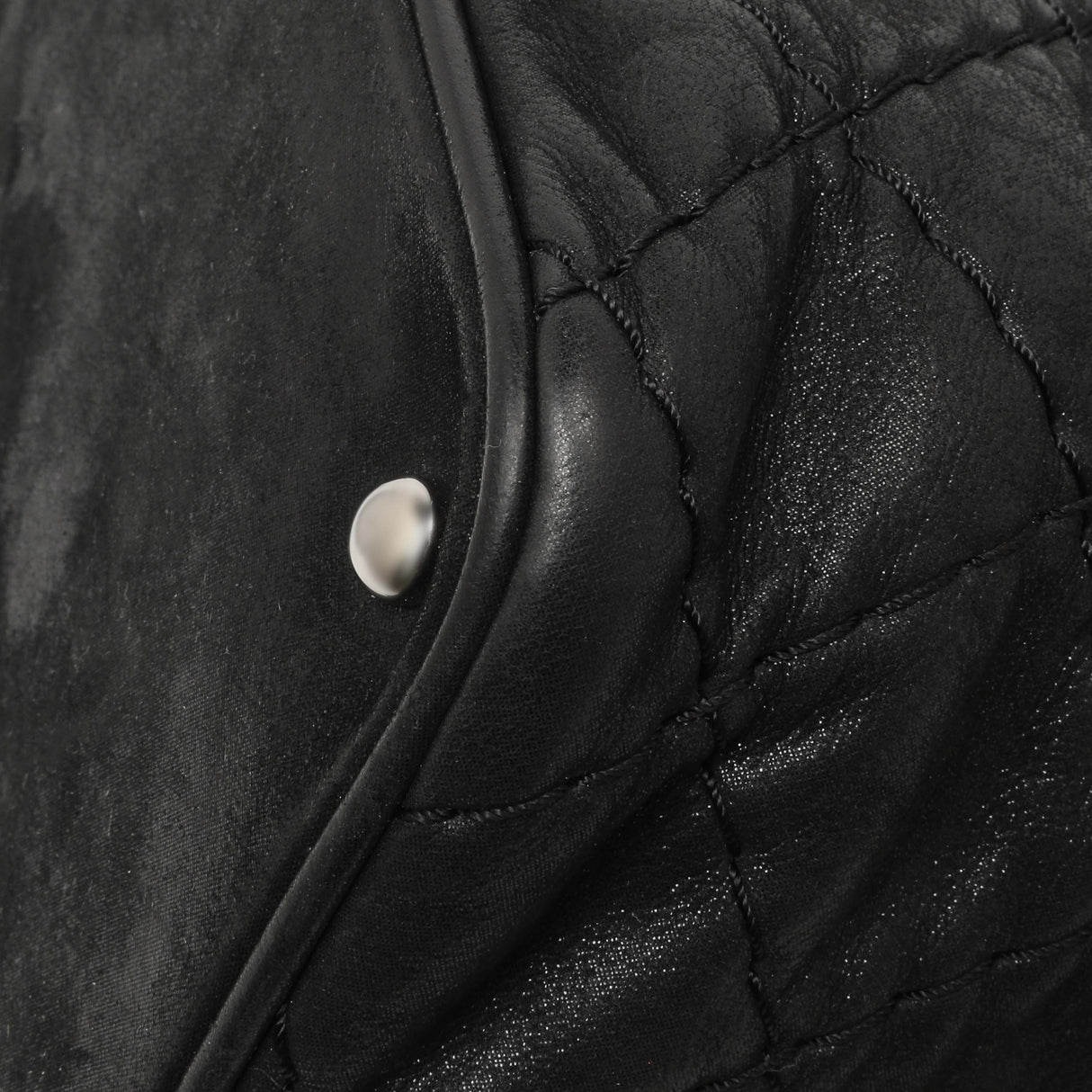 Chanel Black Iridescent Quilted Calfskin Sea Hit Tote Handbags Chanel