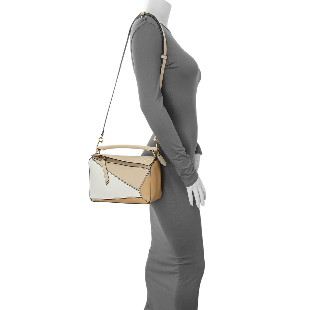 -7 items Mon Sept 7 ⬆️- Loewe Beige Calfskin Small Puzzle Bag Handbags Loewe