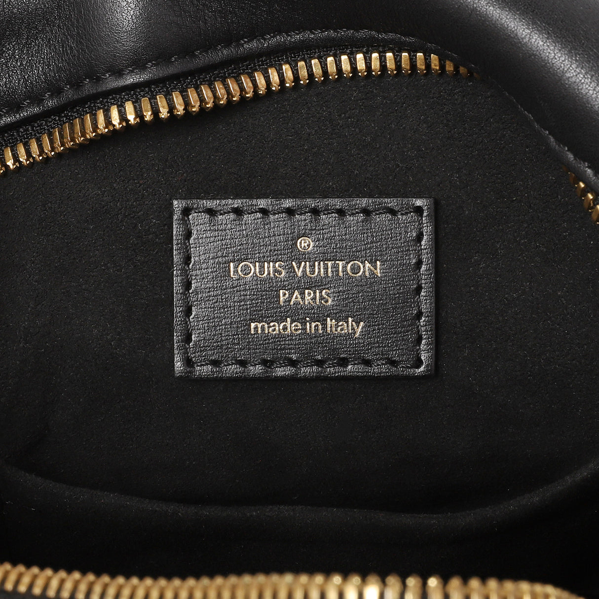 Louis Vuitton Black Vernis Boite Chapeau Souple MM Handbags Louis Vuitton