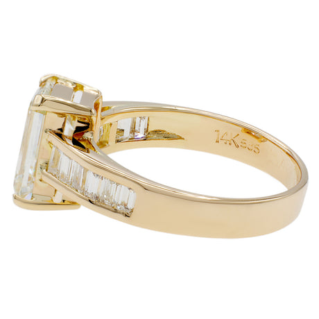 14K Yellow Gold 1.85 Carat Emerald Diamond Ring