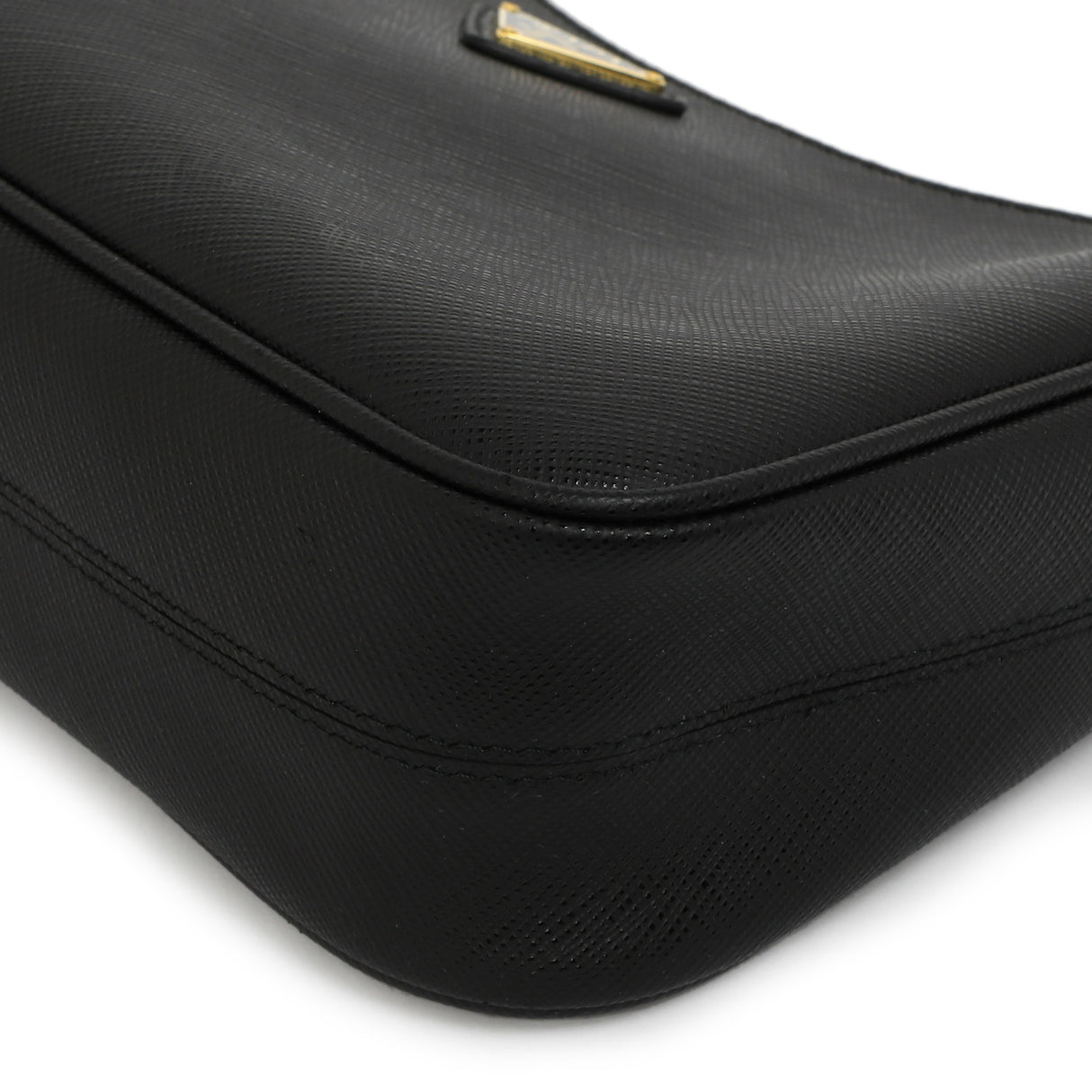 Prada Black Saffiano Re-Edition 2005 Shoulder Bag Handbags Prada