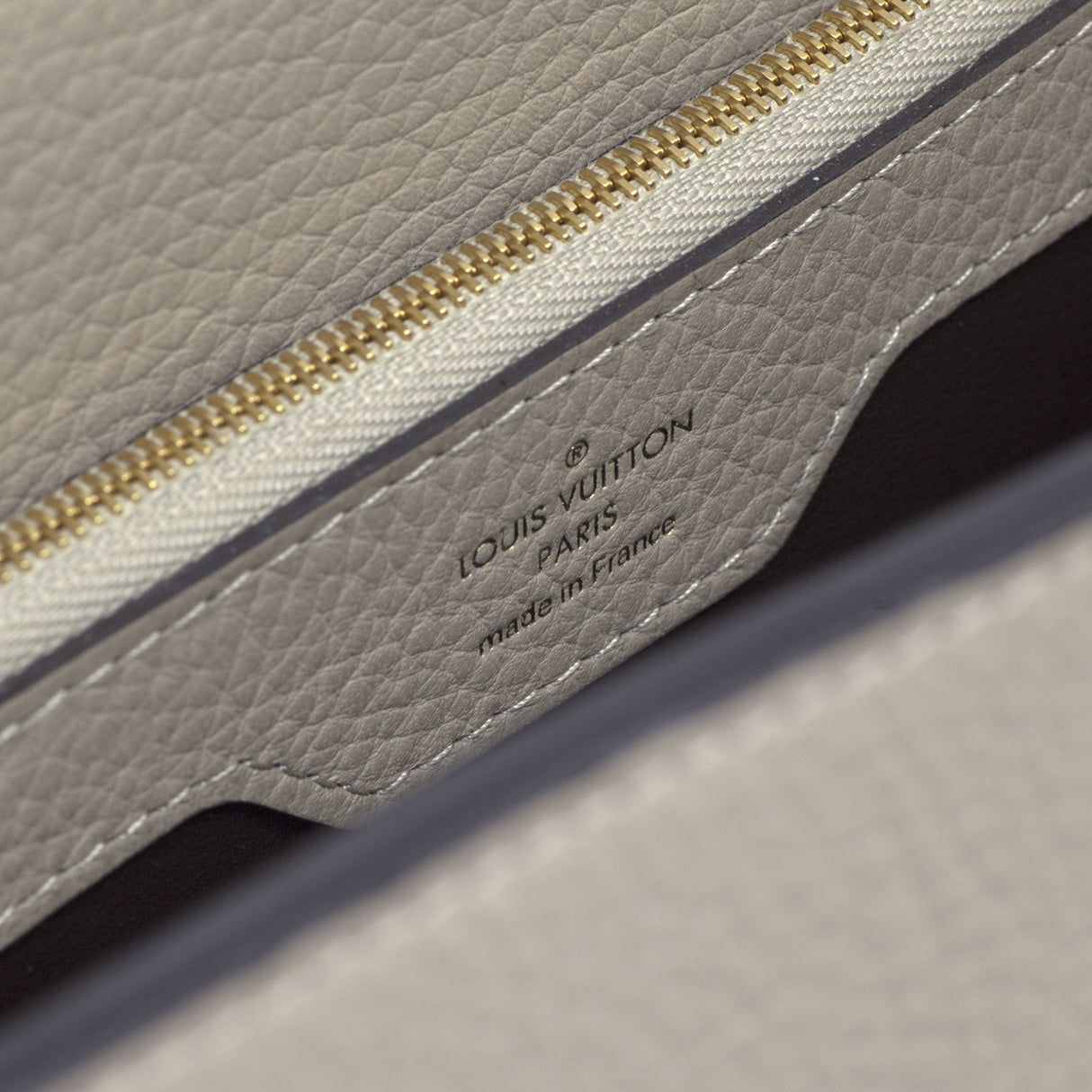 Louis Vuitton Taurillon Leather Capucines MM Handbags Louis Vuitton