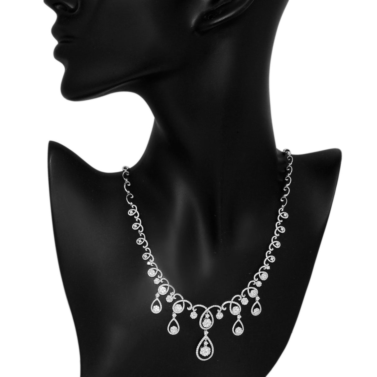 18K White Gold 6.31 Carat Diamond Lavaliere Necklace Fine Jewellery Modaselle