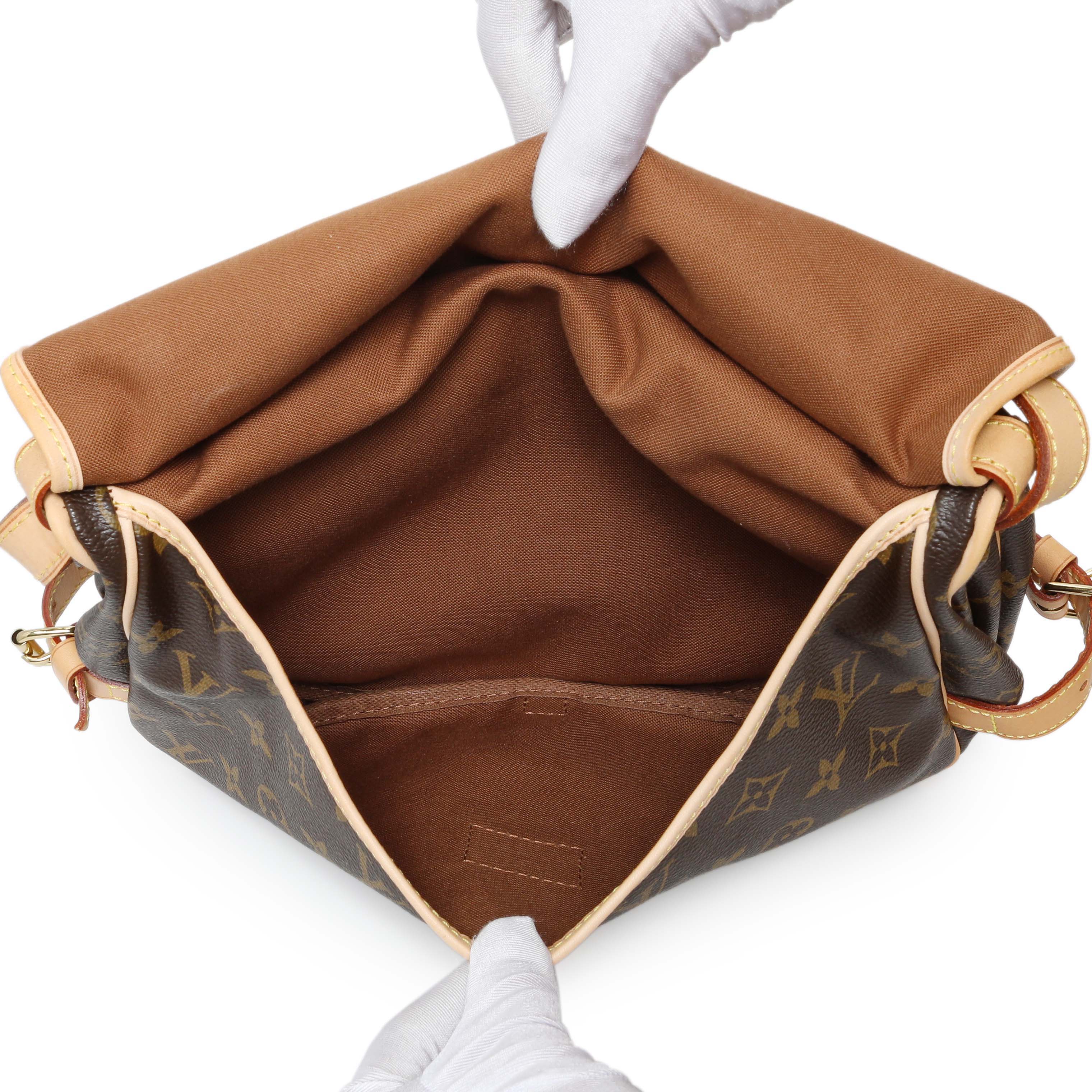 Louis Vuitton Monogram Saumur 30 – Modaselle