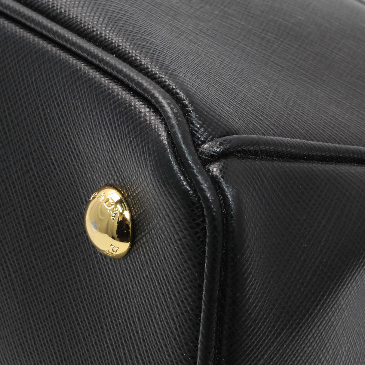 Prada Black Saffiano Medium Galleria Double Zip Tote Handbags Prada