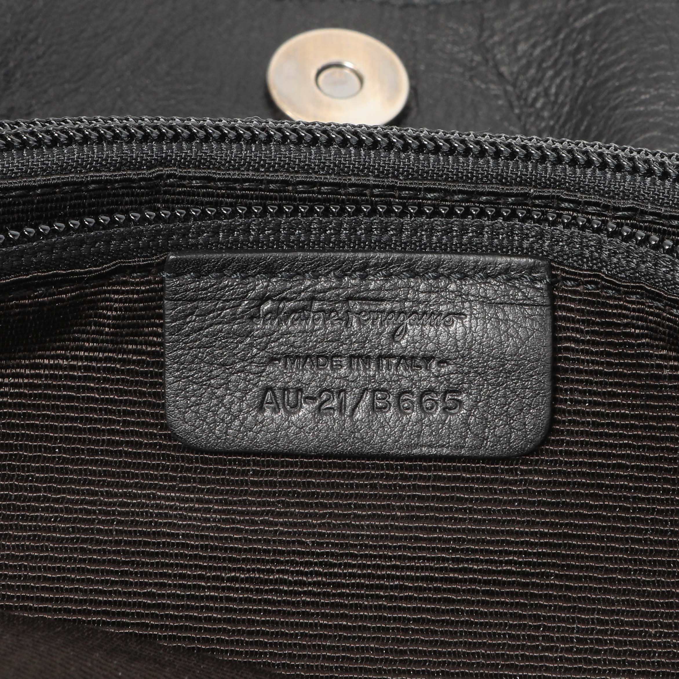 Salvatore Ferragamo Black Calfskin Vara Tote – Modaselle