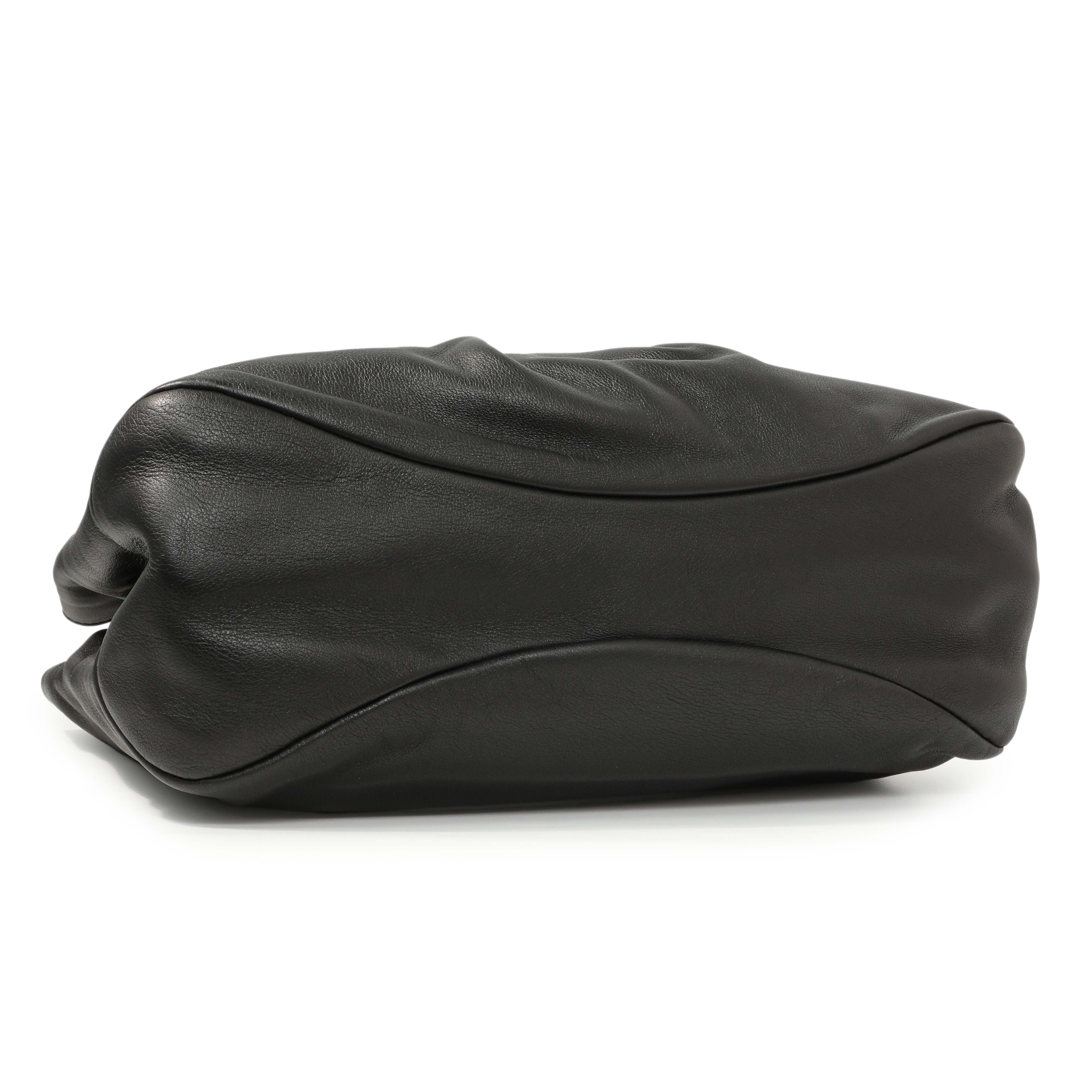 Salvatore Ferragamo Black Calfskin Vara Tote – Modaselle