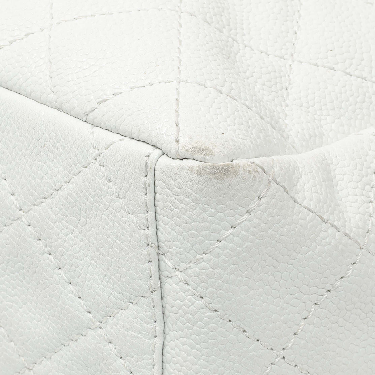 Chanel White Quilted Caviar Maxi Single Flap Handbags Chanel