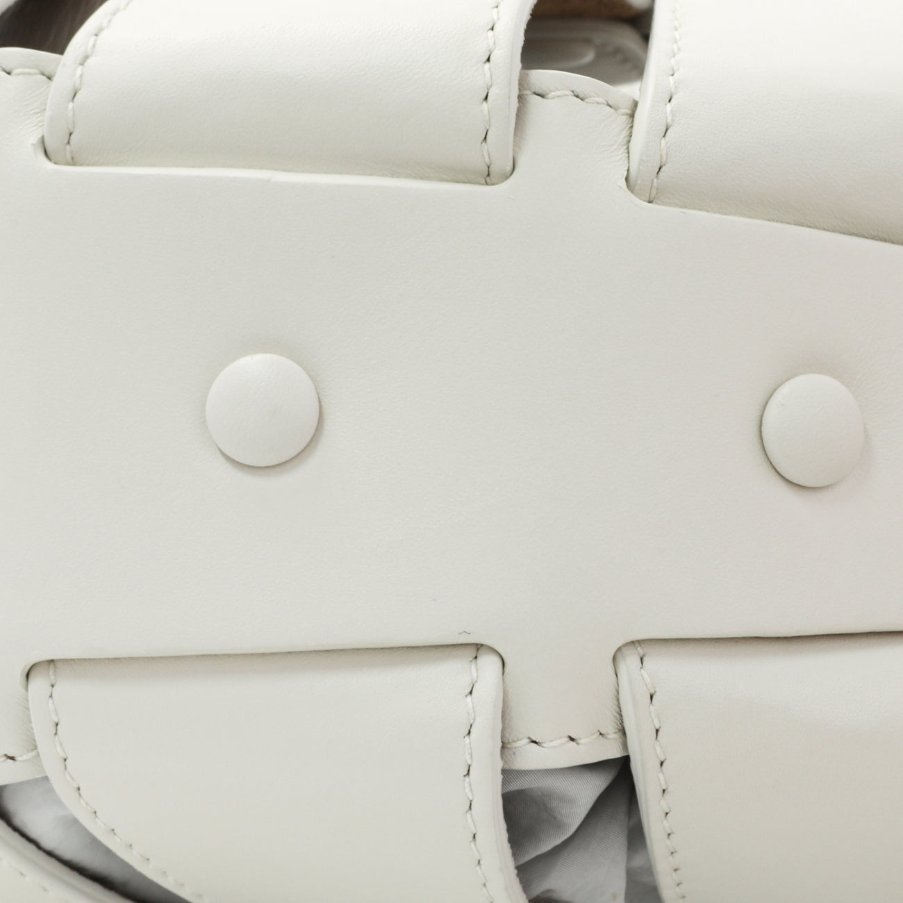 Bottega Veneta White Calfskin Small Shell Bag – Modaselle