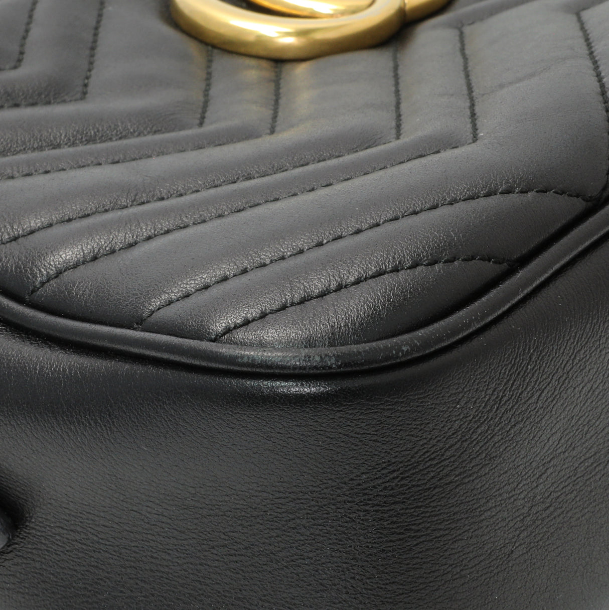 Gucci Black Calfskin Matelasse Small GG Marmont Chain Shoulder Bag Handbags Gucci