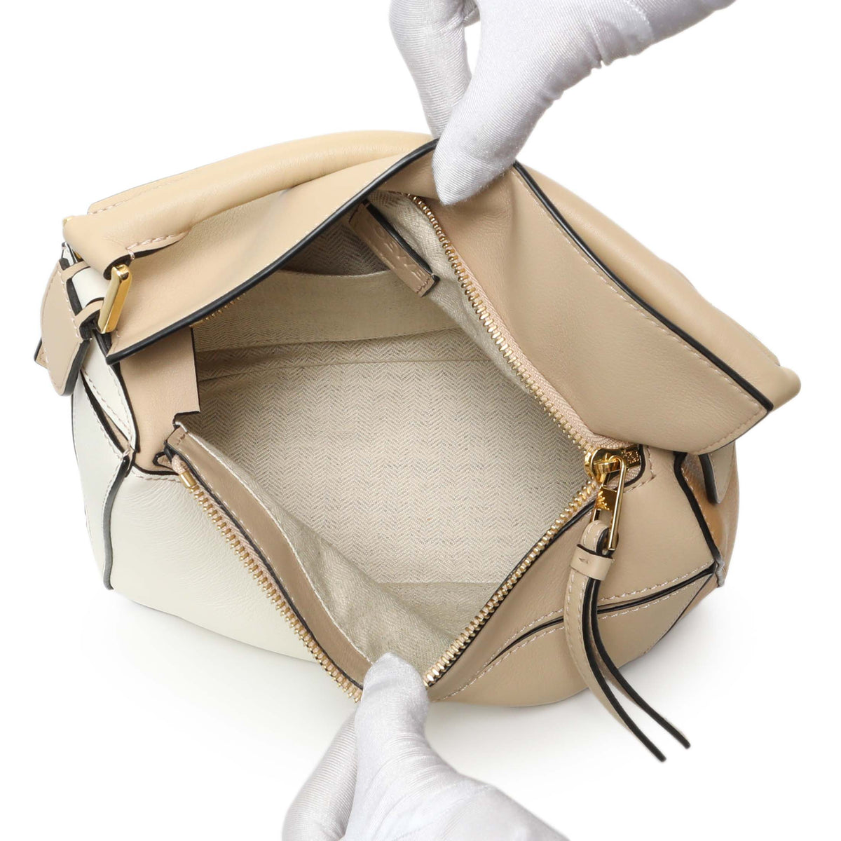 -7 items Mon Sept 7 ⬆️- Loewe Beige Calfskin Small Puzzle Bag Handbags Loewe