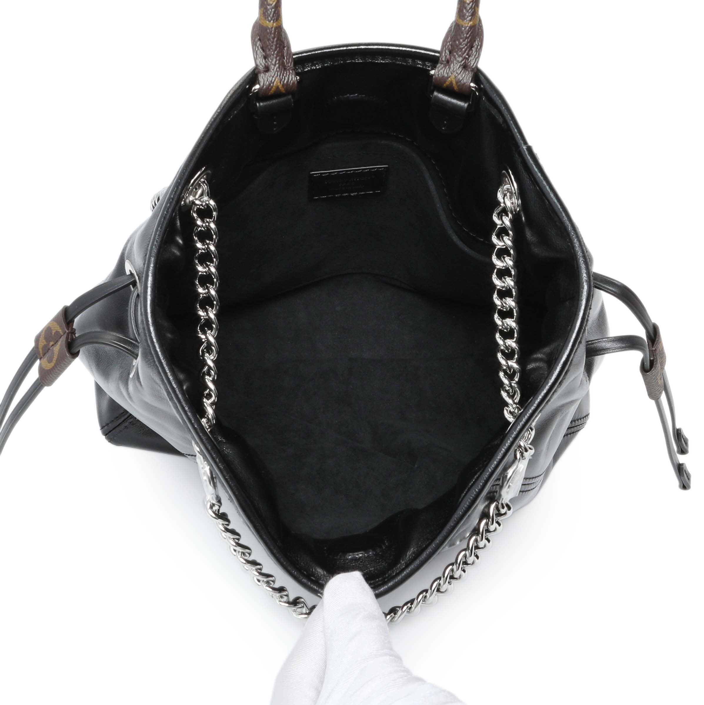 Louis Vuitton Black Lambskin Off Duty Backpack Vibe – Modaselle