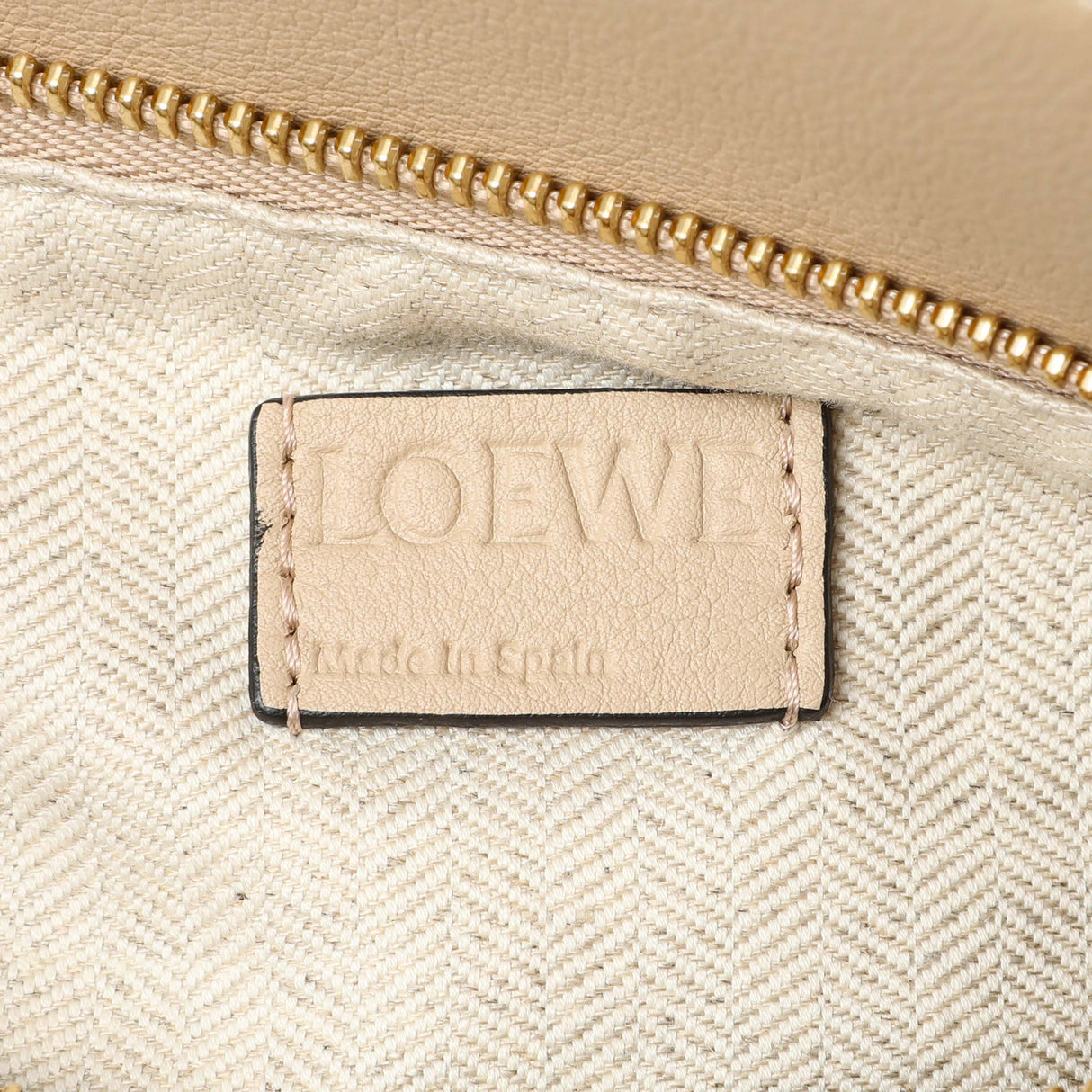-7 items Mon Sept 7 ⬆️- Loewe Beige Calfskin Small Puzzle Bag Handbags Loewe