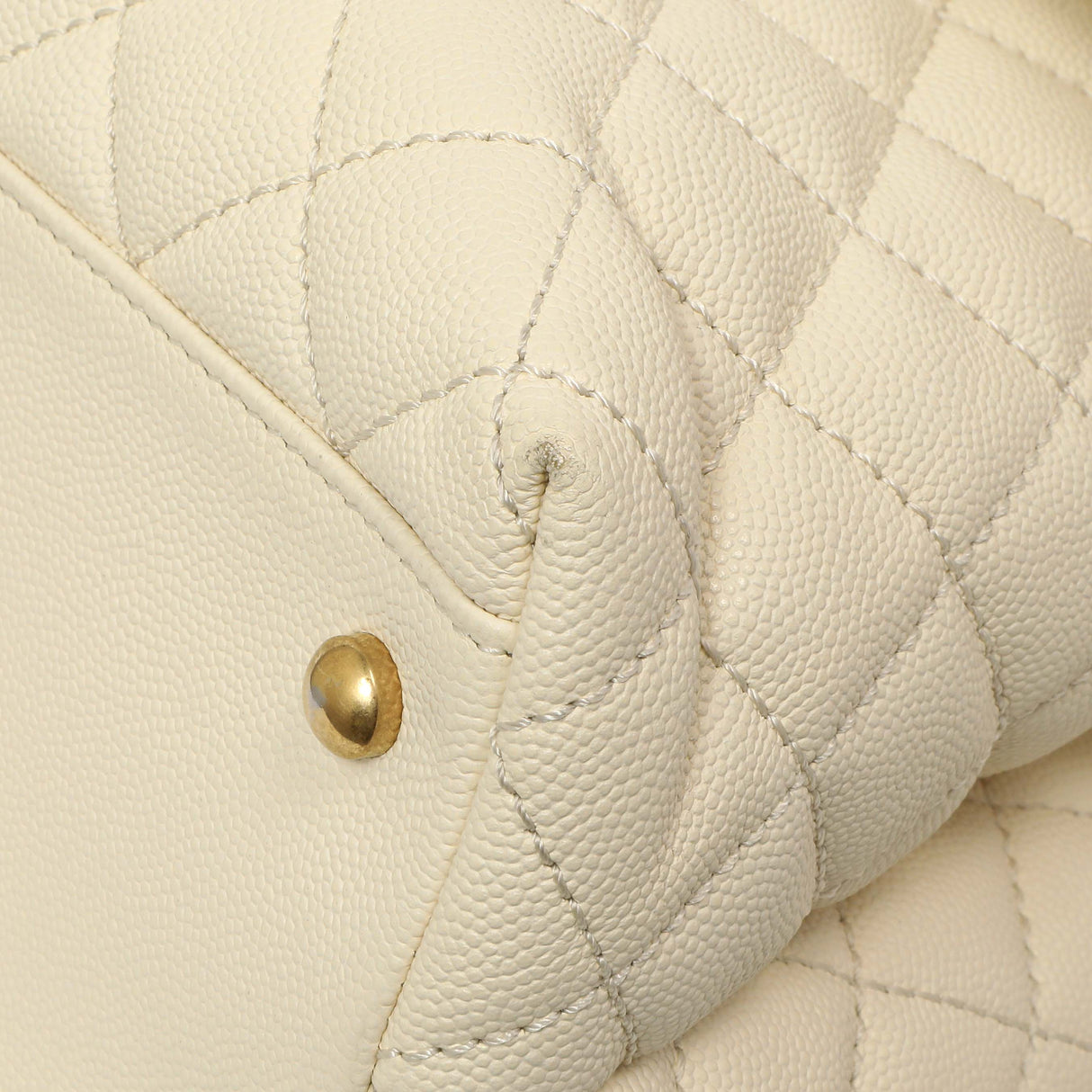 Chanel White Quilted Caviar Medium Coco Handle