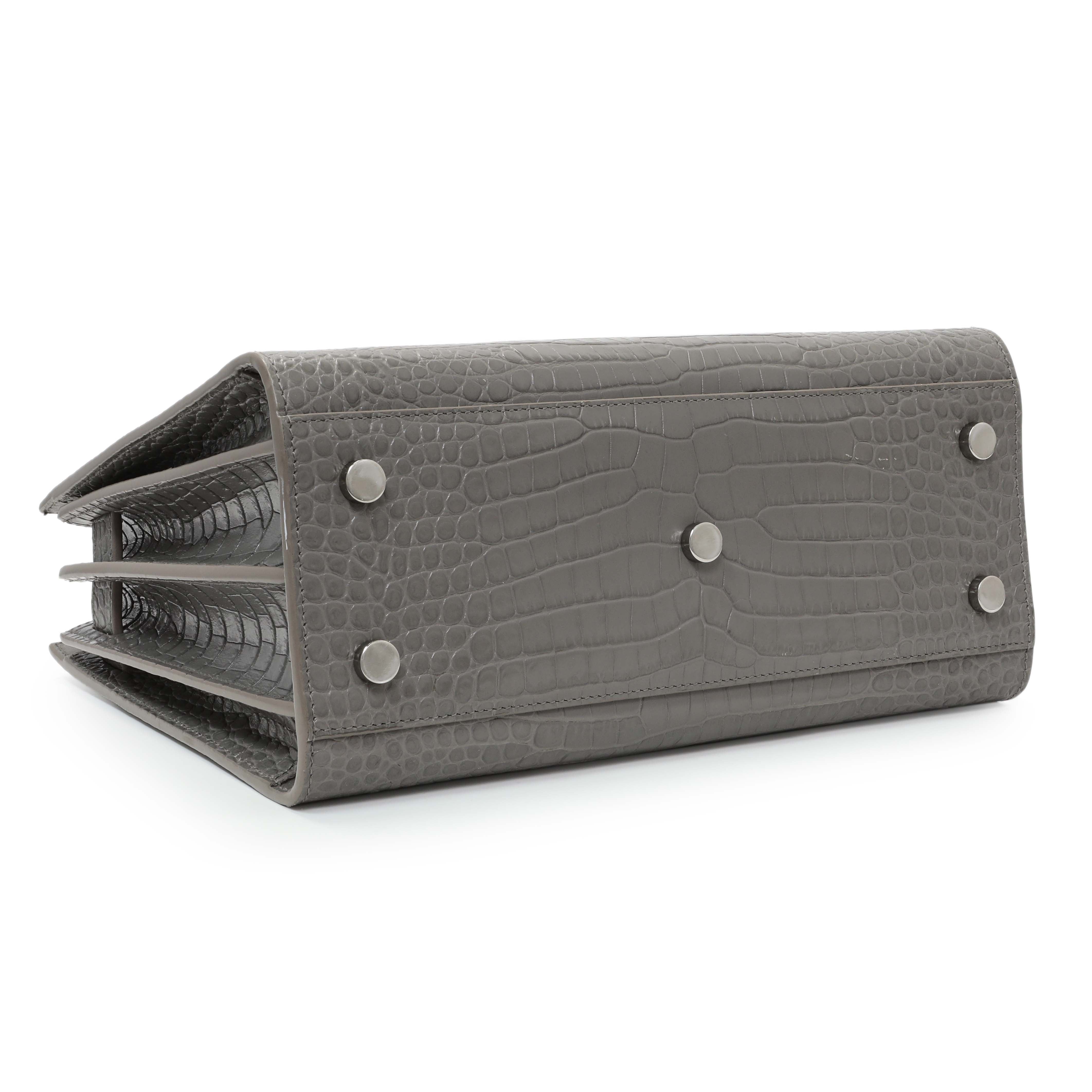 Saint Laurent ハンドバッグ グレー Saint Laurent Grey Croc Embossed Baby Sac De Jour – Modaselle