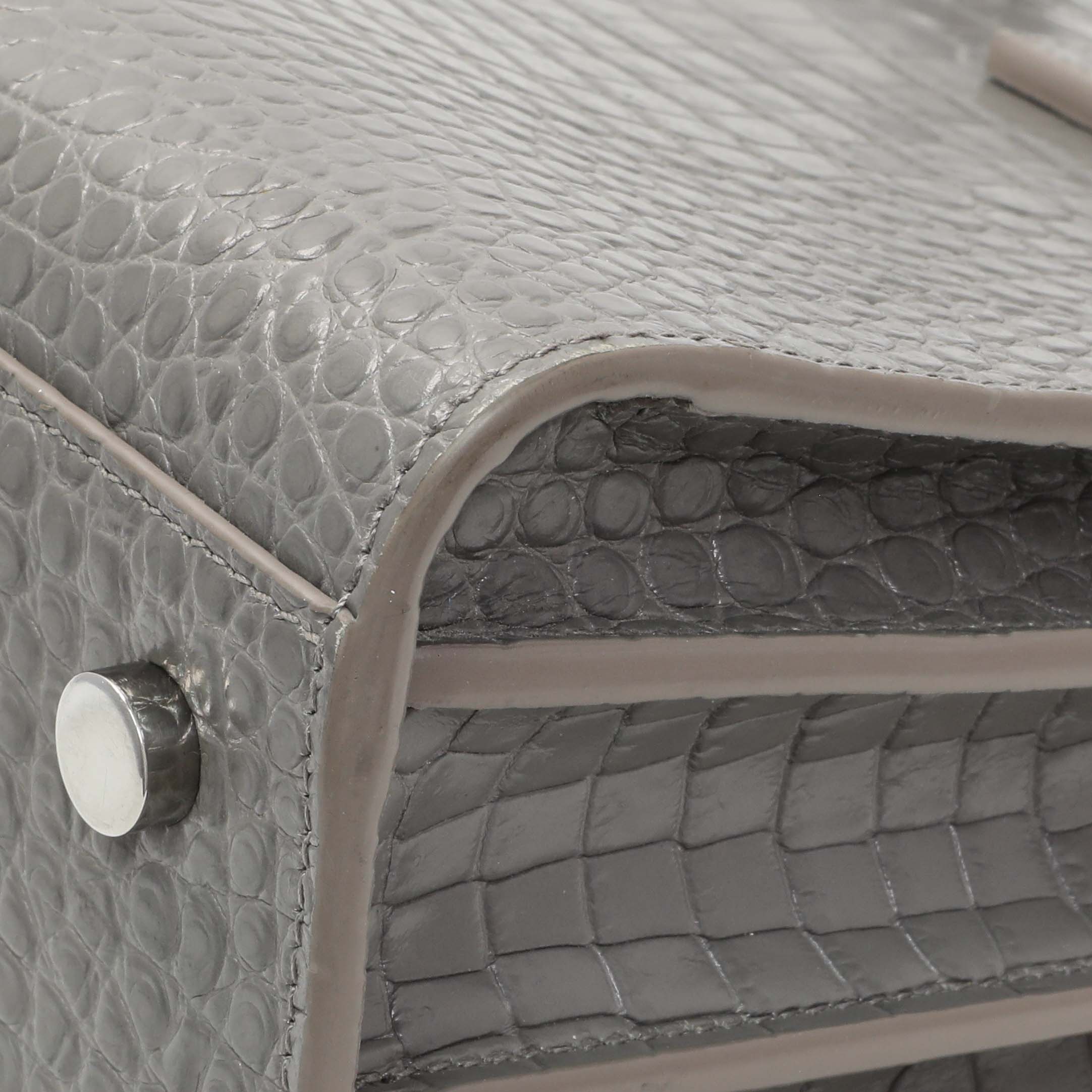 Saint Laurent ハンドバッグ グレー Saint Laurent Grey Croc Embossed Baby Sac De Jour – Modaselle