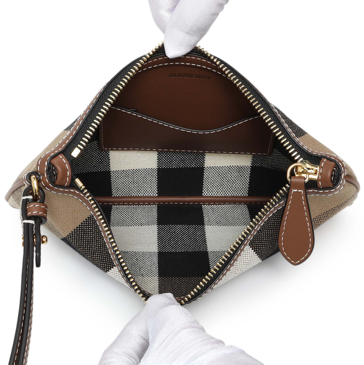 Burberry Peyton Wristlet Pouch Handbags Burberry