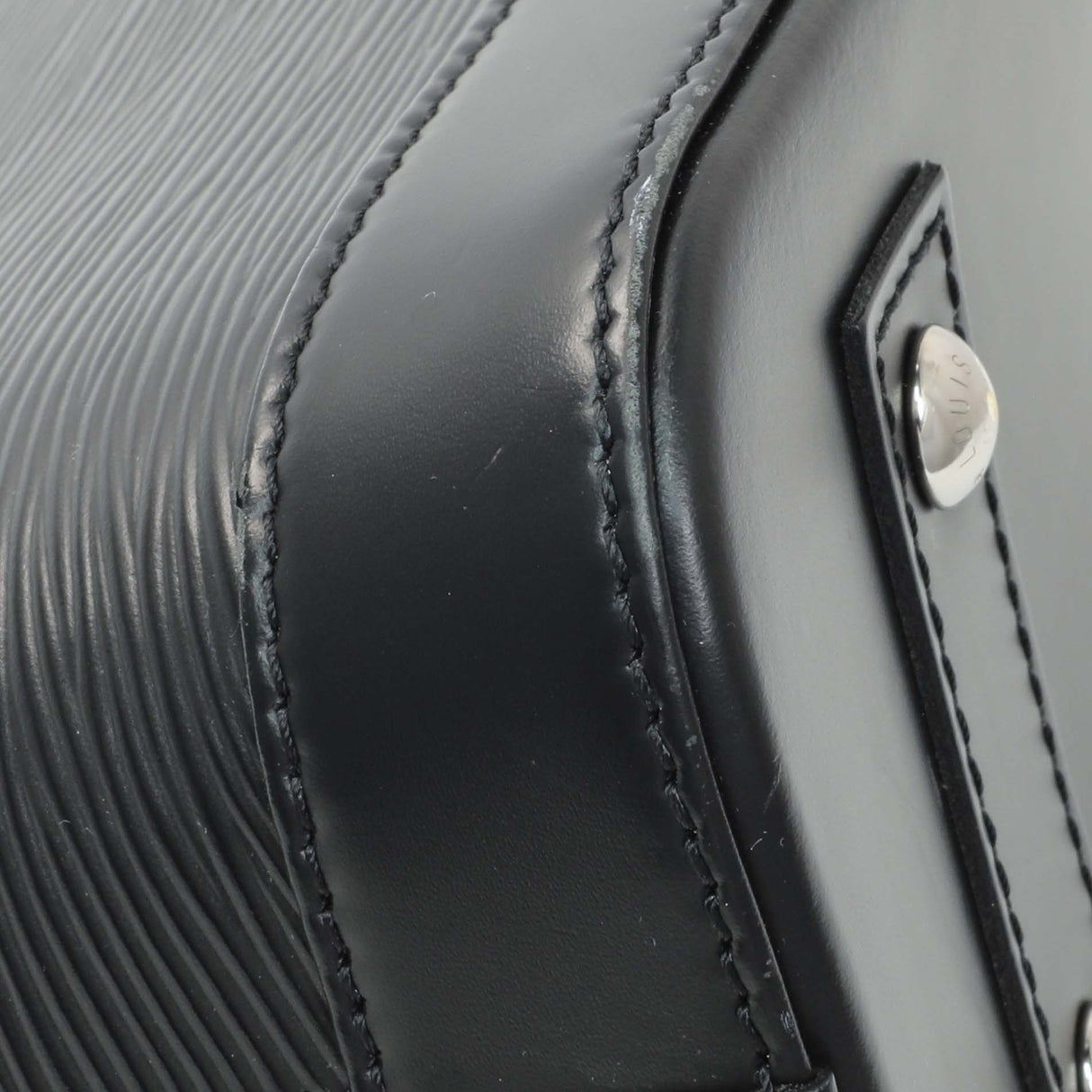 Louis Vuitton Black Epi Alma BB Modaselle