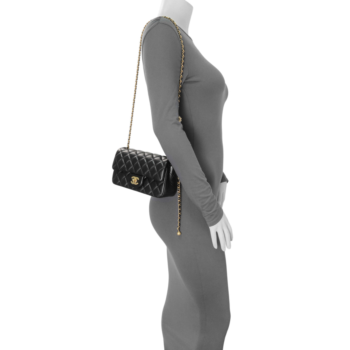 Chanel Black Lambskin Quilted Mini Rectangular Pearl Crush Flap Handbags Chanel
