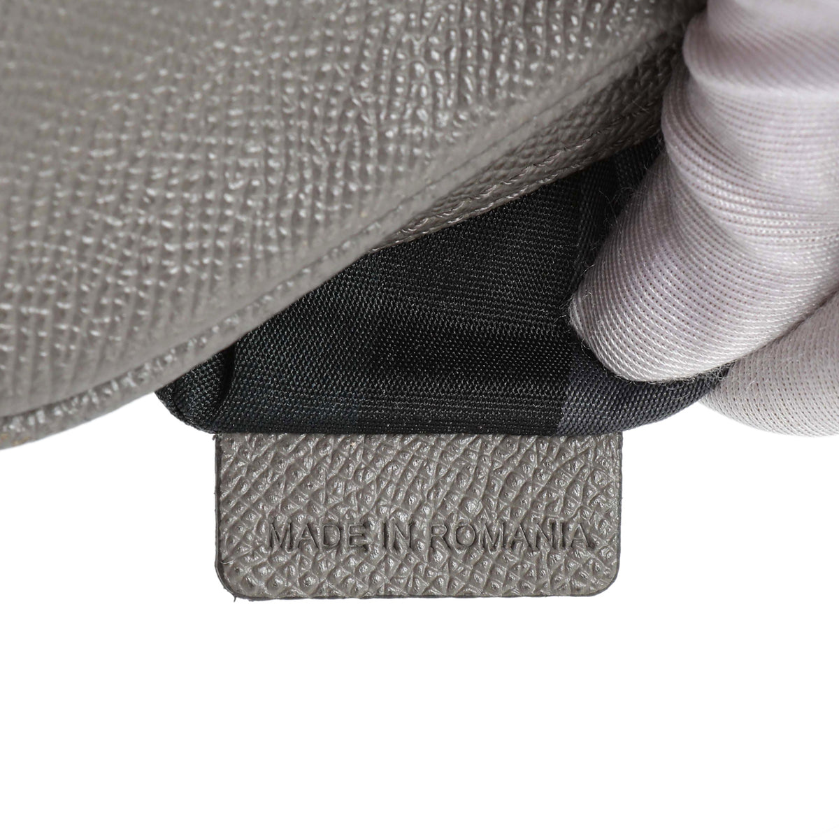 Burberry Grey Grainy Calfskin Newburg Briefcase Handbags Burberry