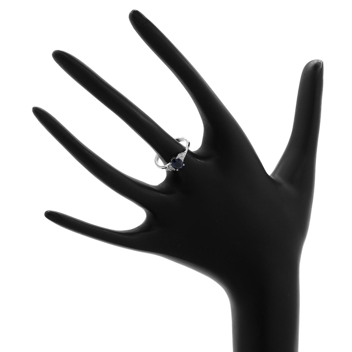 18K White Gold 0.95 Carat Oval Sapphire Ring Fine Jewellery Modaselle