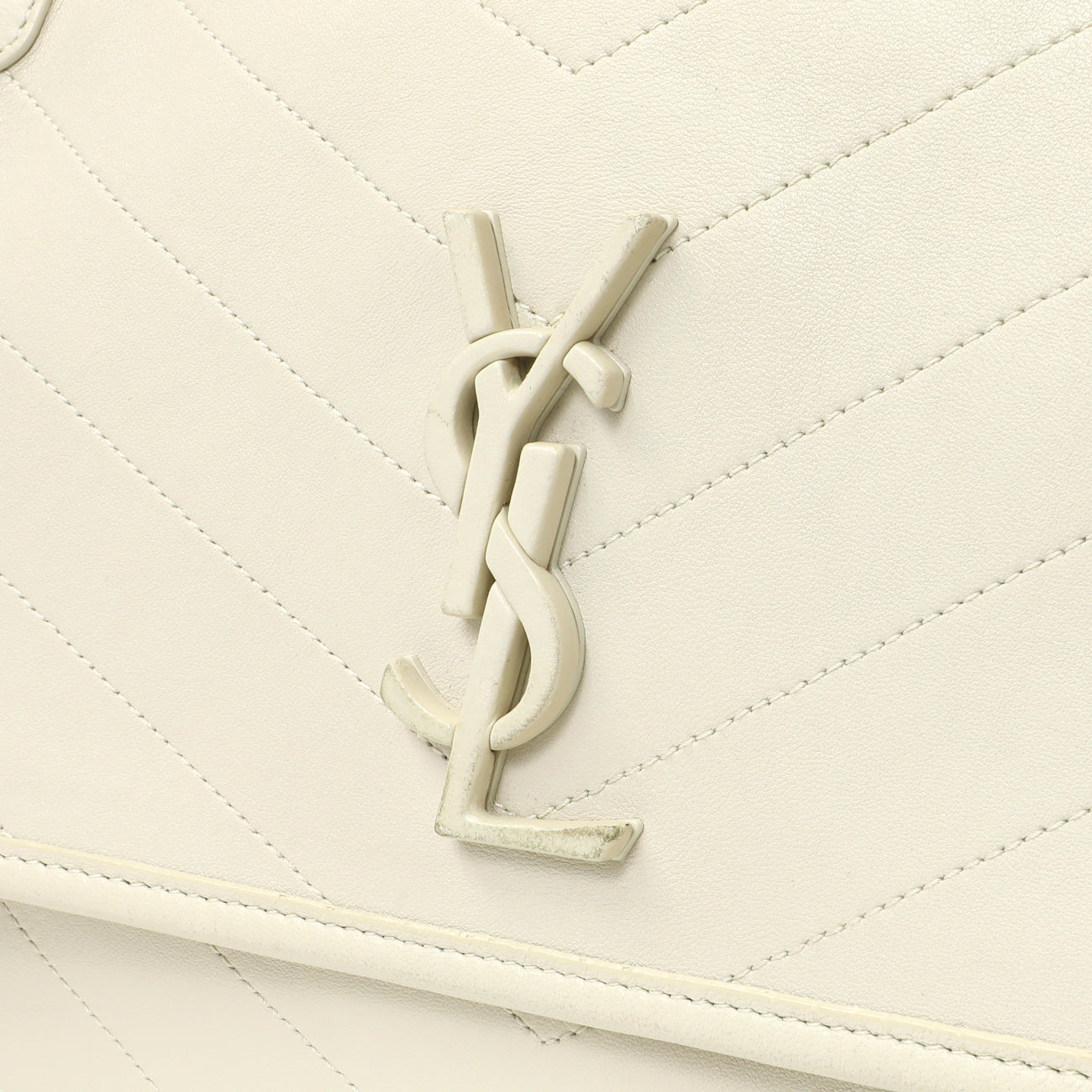 Saint Laurent White Lambskin Matelasse Monogram Medium Niki Chain