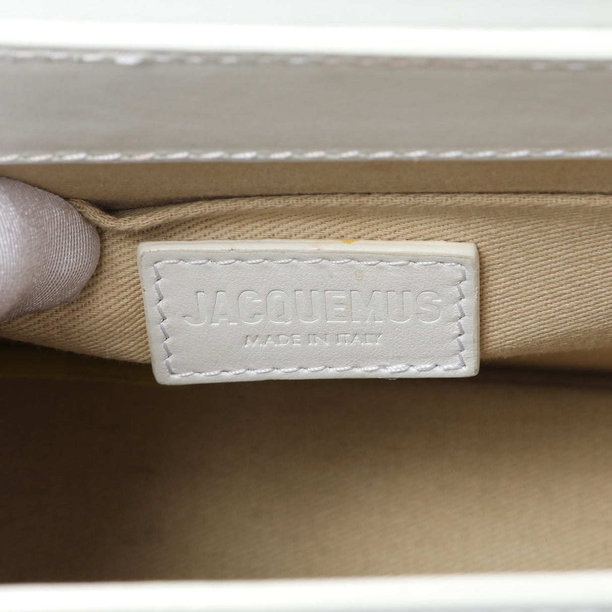 Jacquemus White Smooth Calfskin Le Grand Chiquito