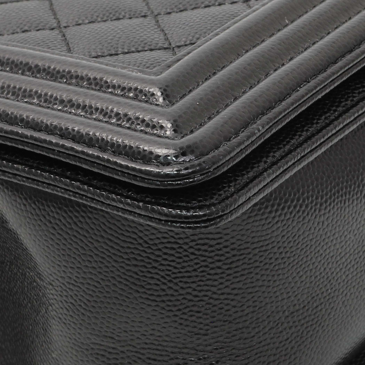 -7 items Thur July 9 ⬆️ - Chanel Black Quilted Caviar Medium Boy Flap Handbags Chanel