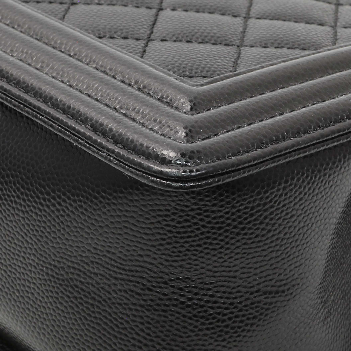 -7 items Thur July 9 ⬆️ - Chanel Black Quilted Caviar Medium Boy Flap Handbags Chanel