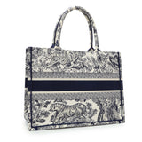 -7 items Sun July 12 ⬆️- Christian Dior Blue Dioriviera Reverse Striped Toile De Jouy Medium Book Tote Handbags Christian Dior