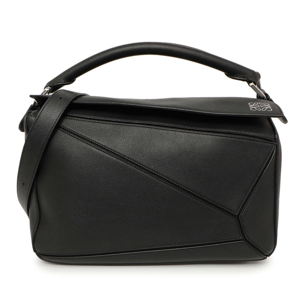 LOEWE ブラック ショルダーバッグ 0L0A3076_6b93a645-5a6d-4fde-