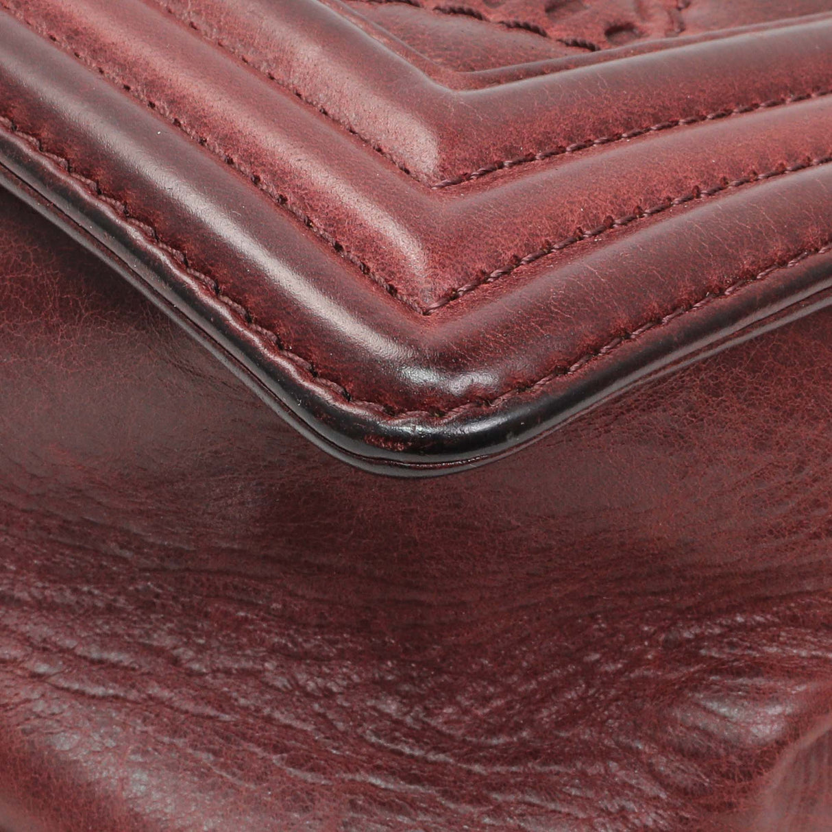 Chanel Burgundy Calfskin Double Stitch Medium Boy Flap Handbags Chanel