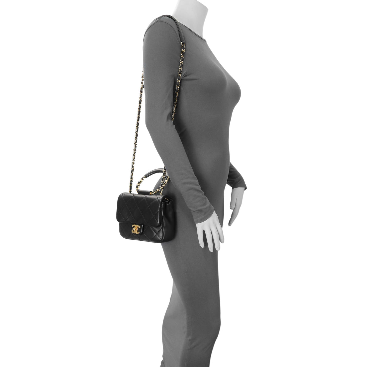 Chanel Black Quilted Lambskin In The Loop Flap Handbags Chanel