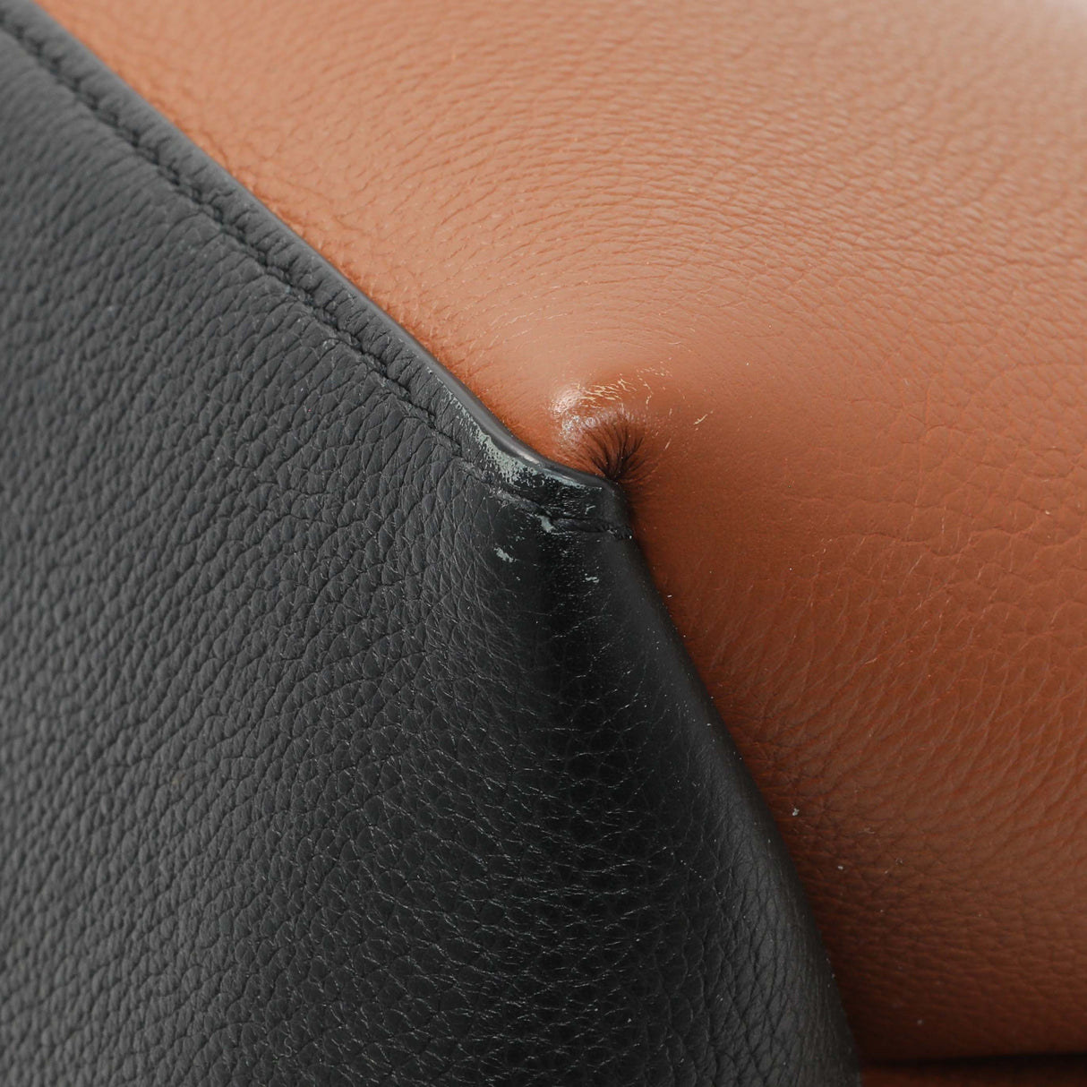 Louis Vuitton Caramel Creme Black Soft Calfskin My Lockme Top Handle Handbags Louis Vuitton