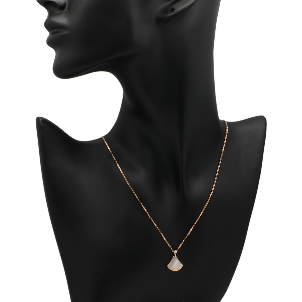 Bulgari 18K Rose Gold Diamond Mother of Pearl Divas’ Dream Necklace Designer Jewellery Bulgari