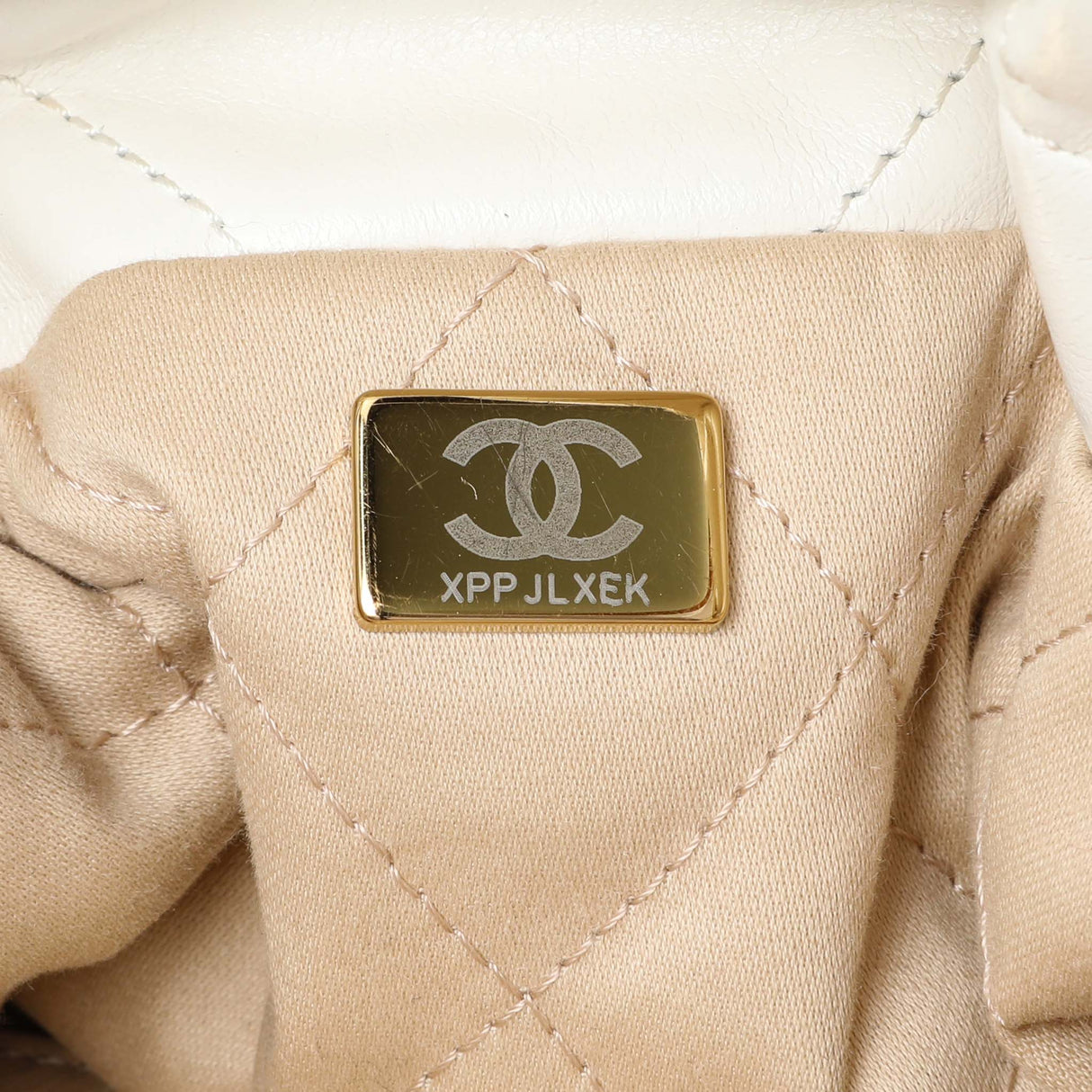 Chanel White Shiny Calfskin Quilted Mini Chanel 22