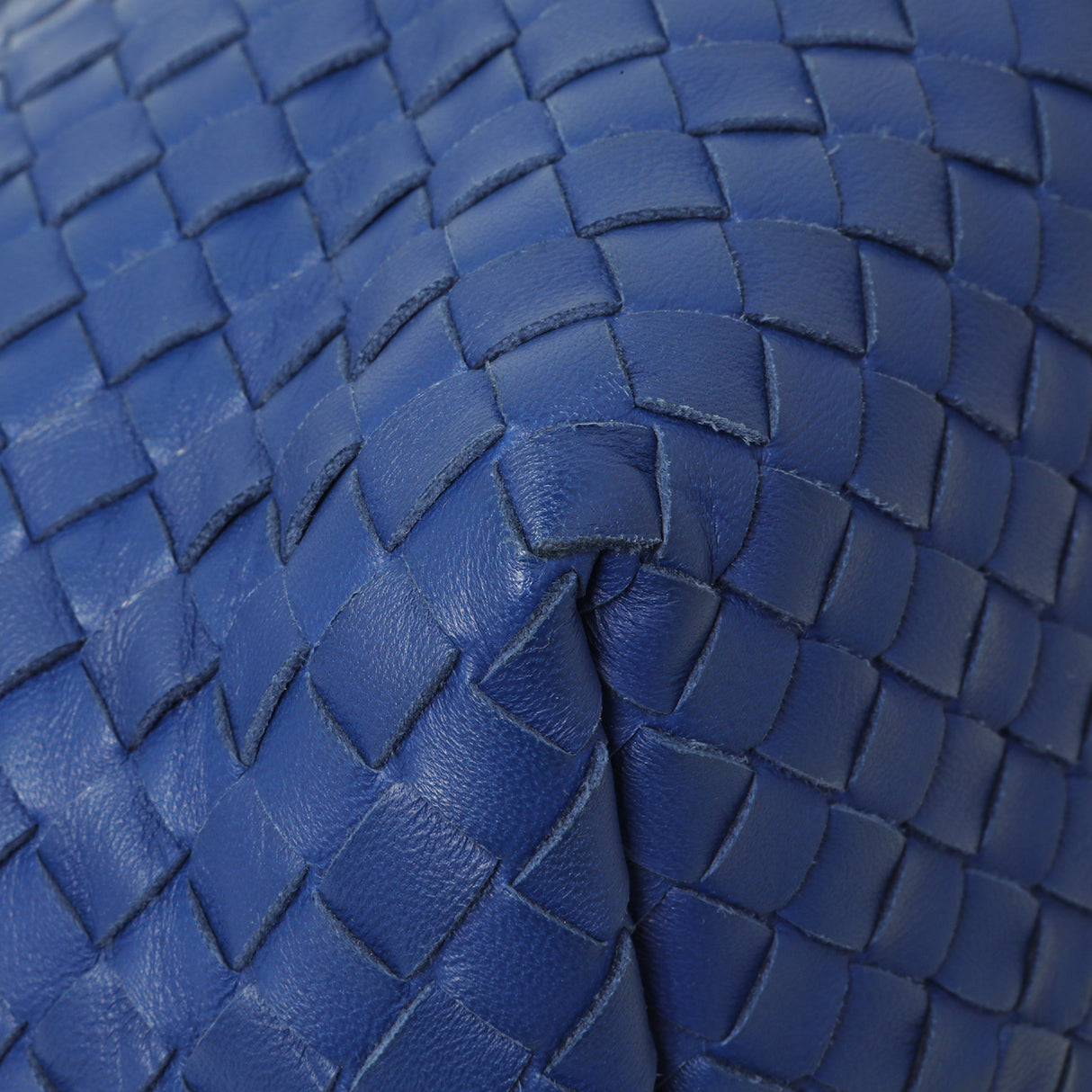 Bottega Veneta Blue Nappa Intrecciato Medium Garda Bag