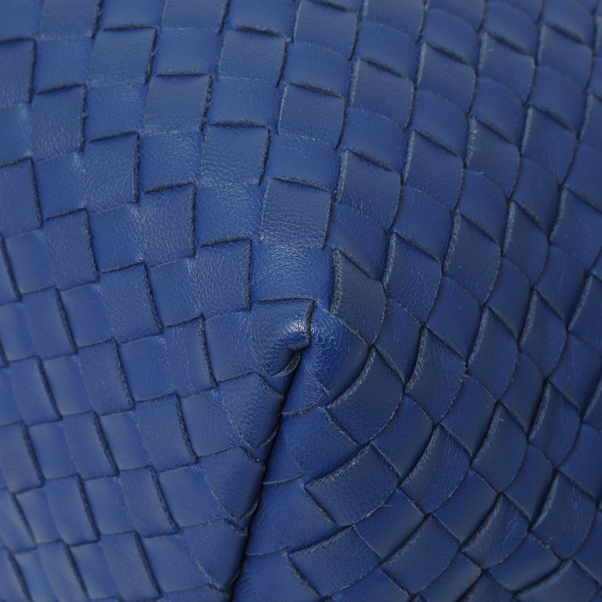 Bottega Veneta Blue Nappa Intrecciato Medium Garda Bag