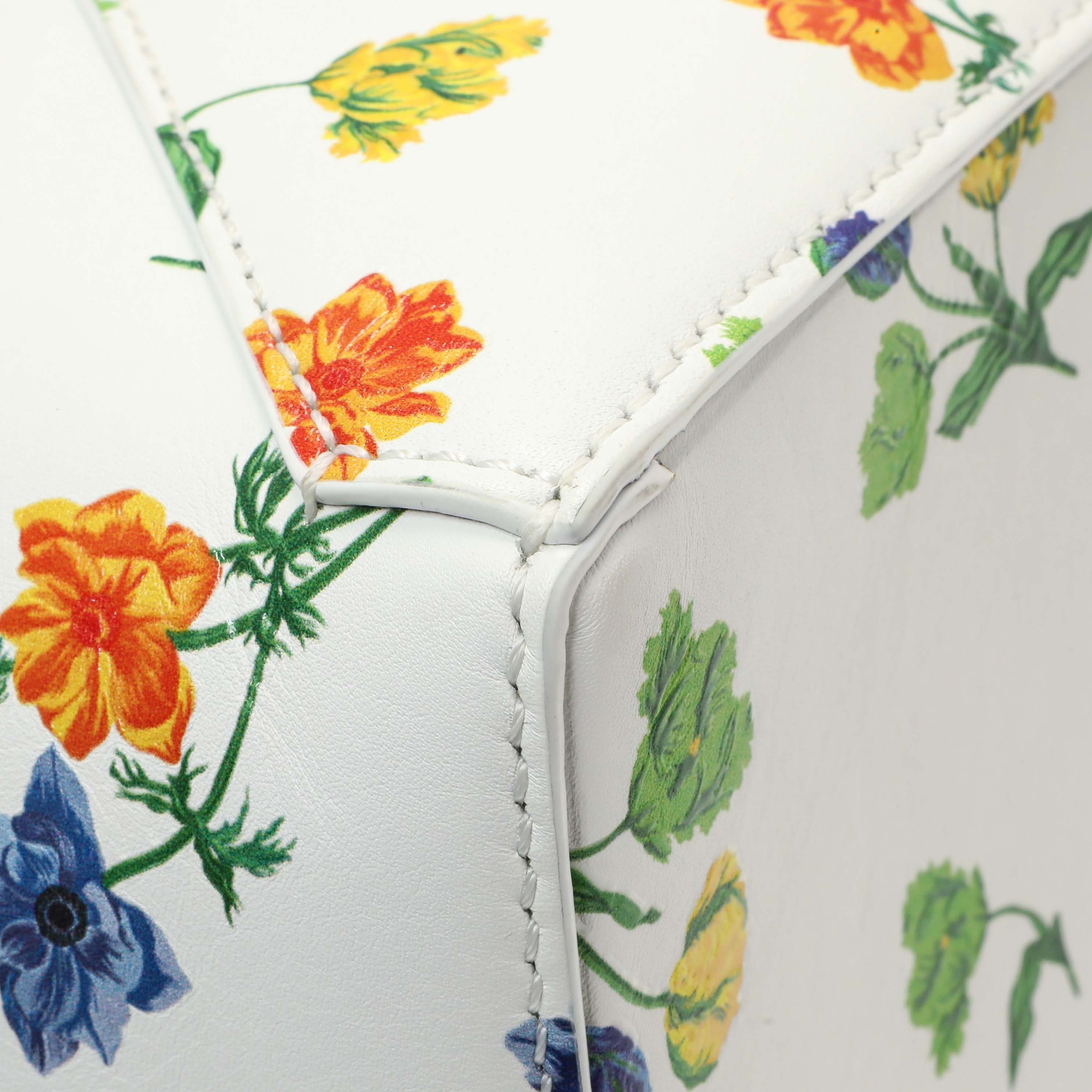 Loewe White Flower Print Calfskin Small Puzzle Edge Bag – Modaselle