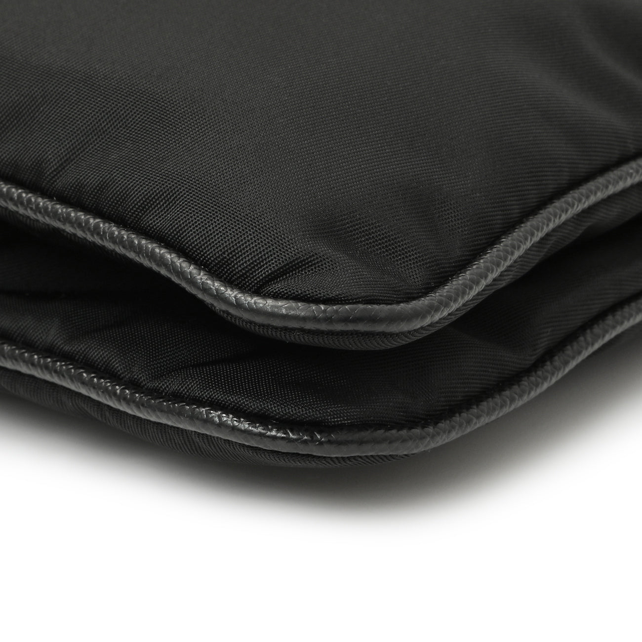 Prada Black Nylon Re-Edition 2000 Messenger Bag – Modaselle