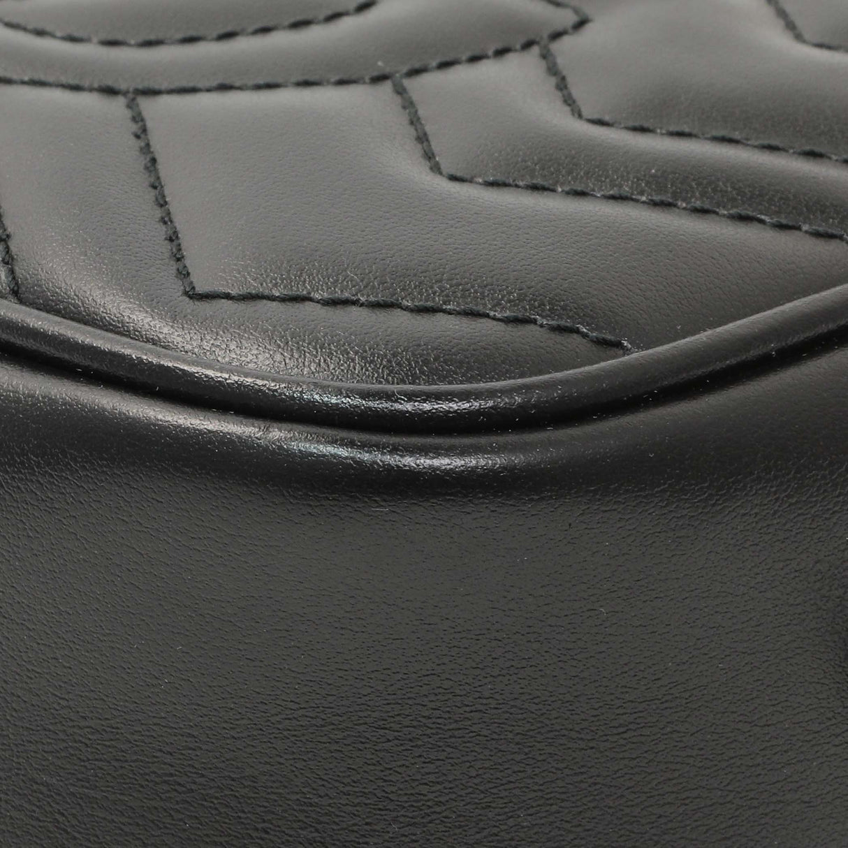 Gucci Black Calfskin Matelasse Mini GG Marmont Chain Shoulder Bag Handbags Gucci