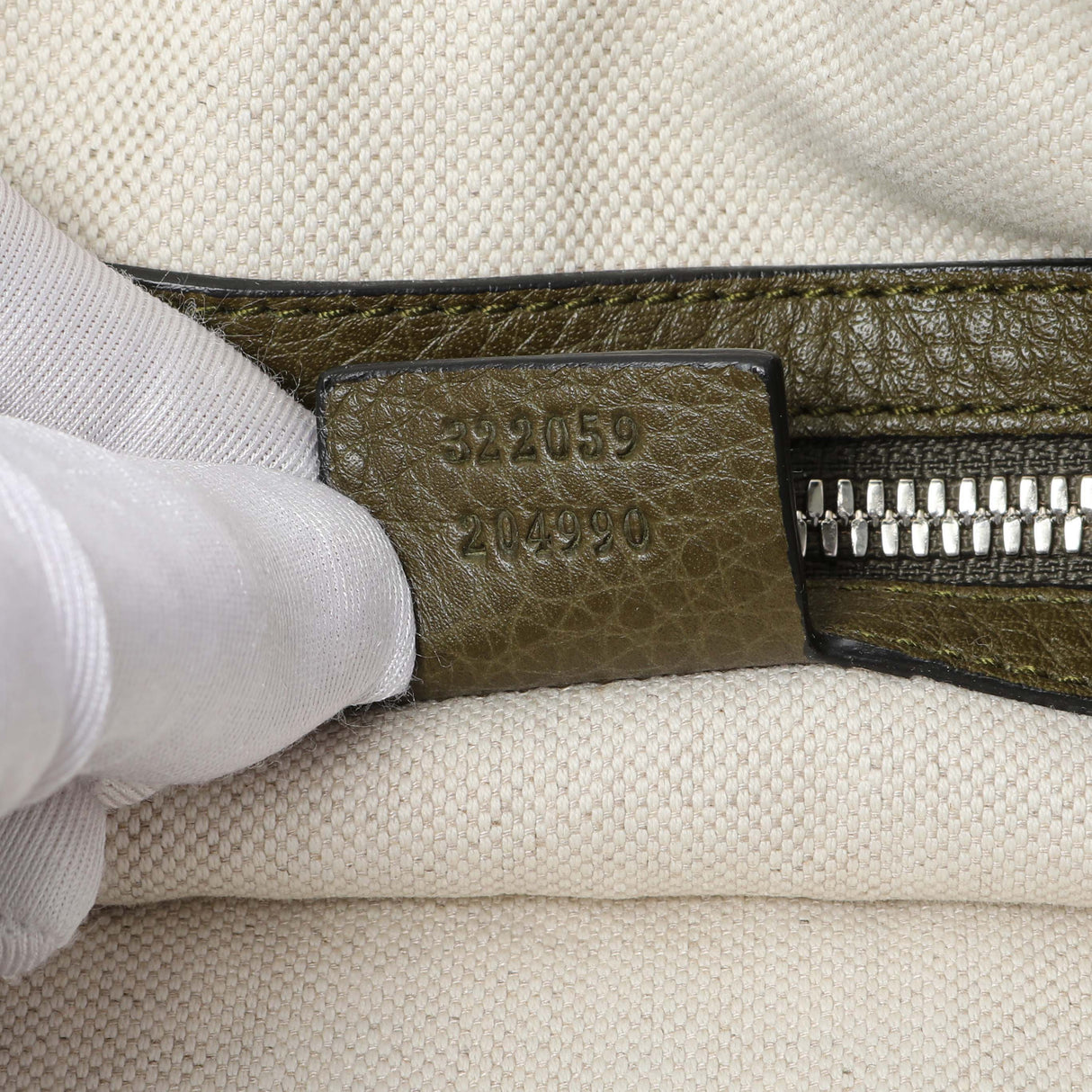 Gucci Green Pebbled Calfskin Medium Soho Messenger Bag